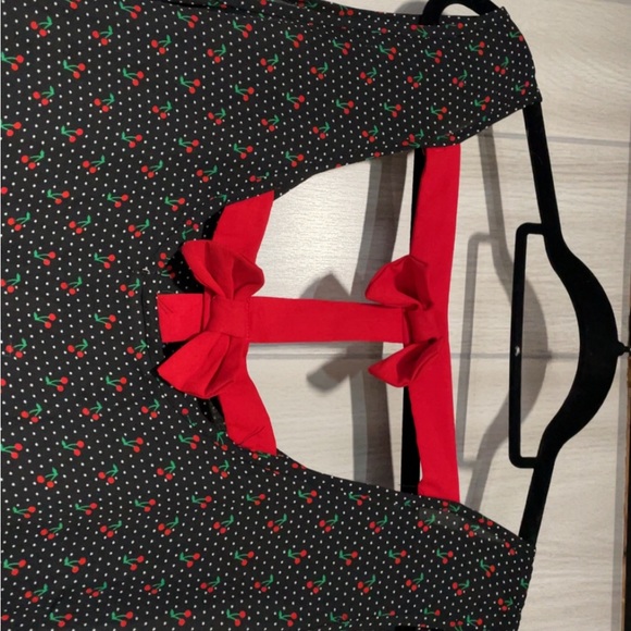 🍒Tank top - Picture 2 of 2